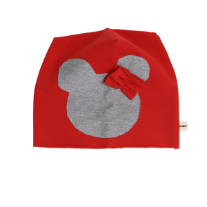 Berretta rossa con orsetta