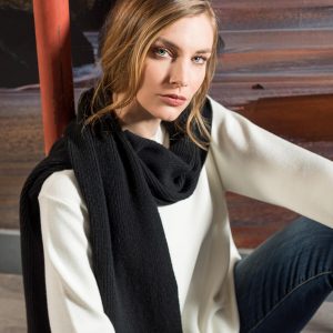 Sciarpa lunga in tinta unita