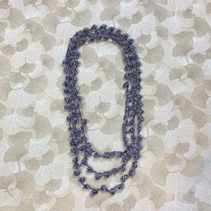 Collana a piu giri bianca nera