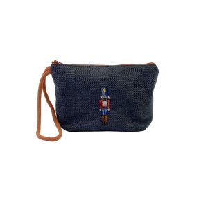 Pochette grigia schiaccianoci